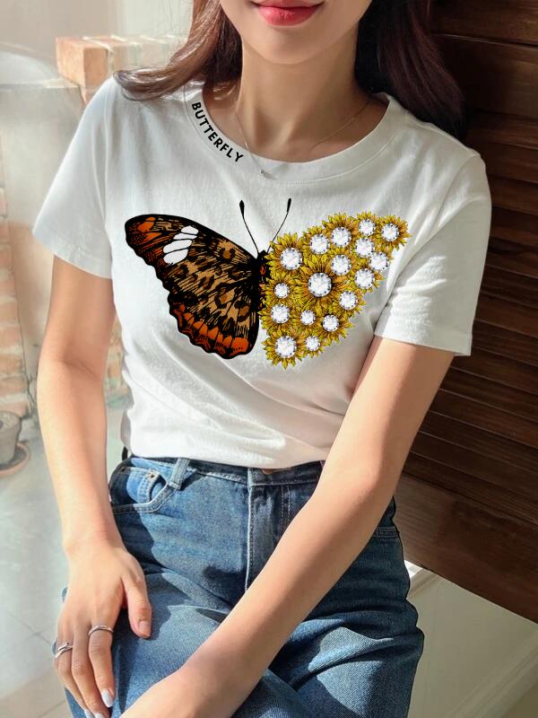 Taş İşlemeli Butterfly Baskılı Kadın Tişört…