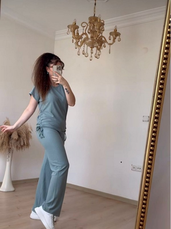 Kadın Bürümcük Kumaş Bağcık Detay Pantolon Bluz Ikili Takım Yeşil…