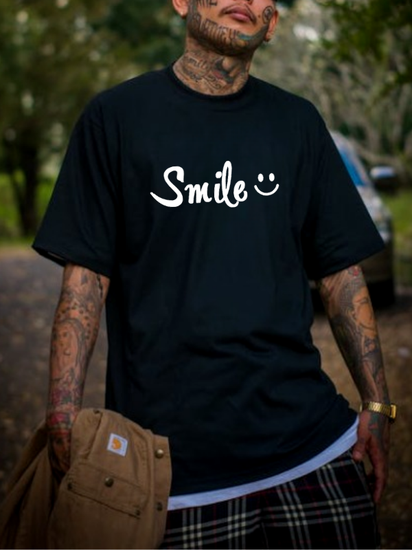Smile Baskılı Erkek Tişört Siyah…