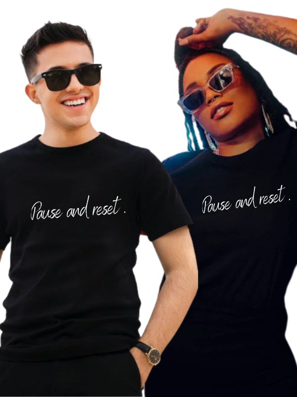 Sevgili Kombini Pause And Reset Yazılı T-Shirt…