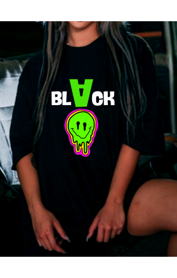 Black Baskılı Kadın Tişört…