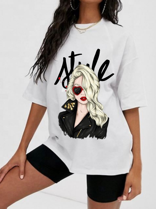 Style Baskılı Kadın Tişört Beyaz…