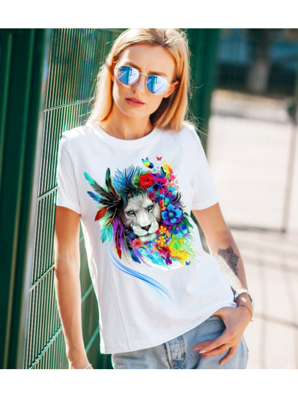 Renkli Aslan Baskılı Beyaz Kadın T-shirt Tişört…