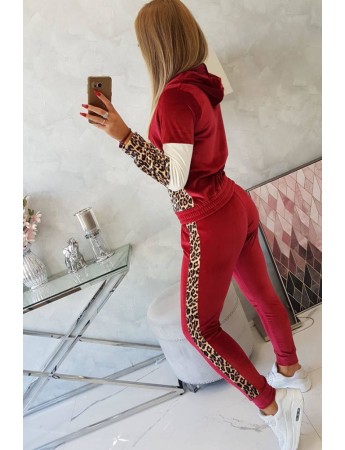 Kadın Uzun Kollu Fermuarlı Cok Renkli Leopar Detay Alt Ust Kadife Takım Kırmızı